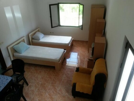 Guest House Pod Lozom - Photo4