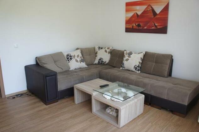 Hann Residence - Photo3