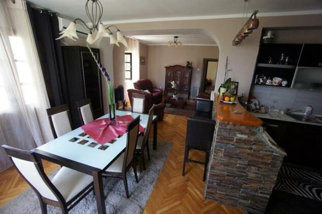 Holiday Home Abrashev - Photo2