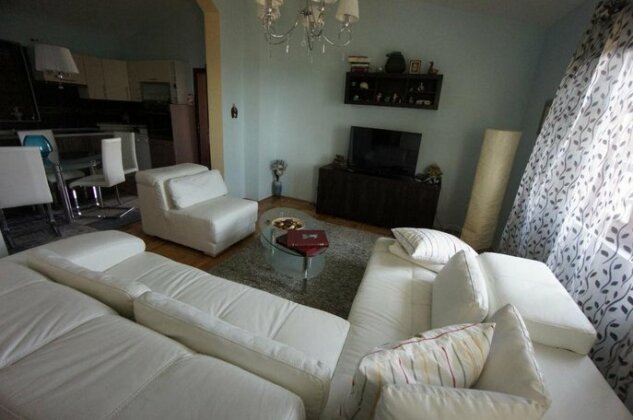 Holiday Home Abrashev - Photo4