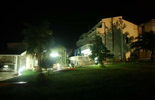 Hotel Mirela - Photo4