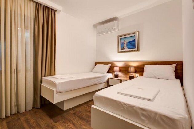 Apartments Langust - Photo2