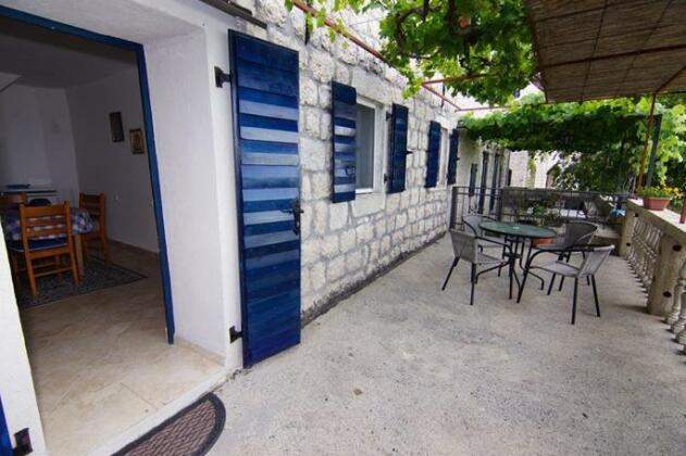 Holiday home Aleksandra - Photo2