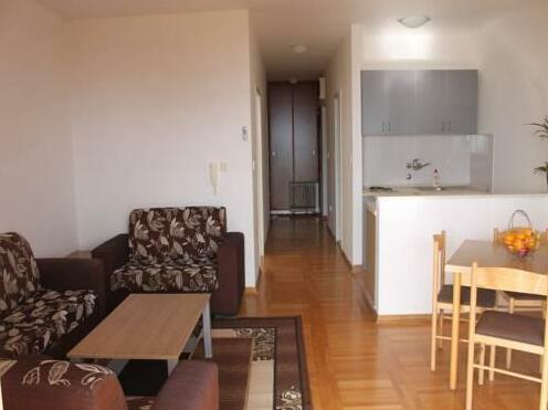 Mali Milocer Apartments - Photo4