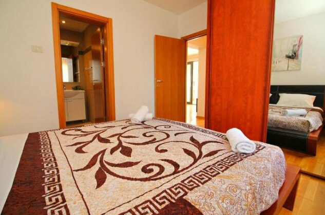 Sea View apartment with Pool - Photo4