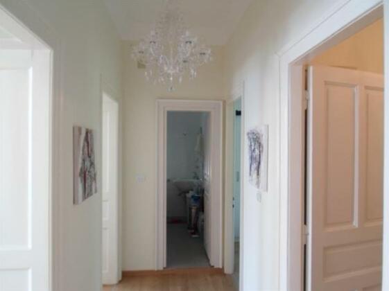 Apartment Pine Tivat - Photo5