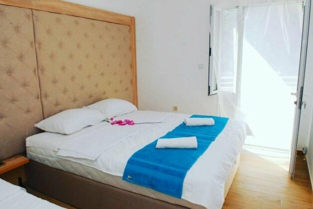 Apartments Kuc Tivat - Photo4