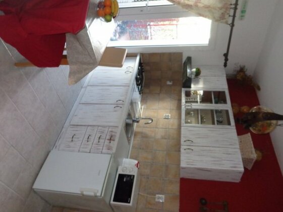 City House Apartments - Photo2