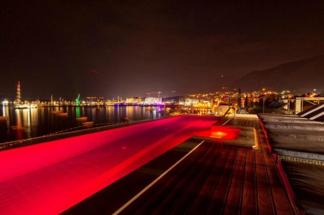 Elysium Tivat - Photo2
