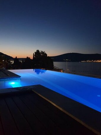 Elysium Tivat - Photo5