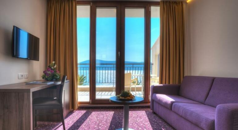 Hotel Pine - Photo4