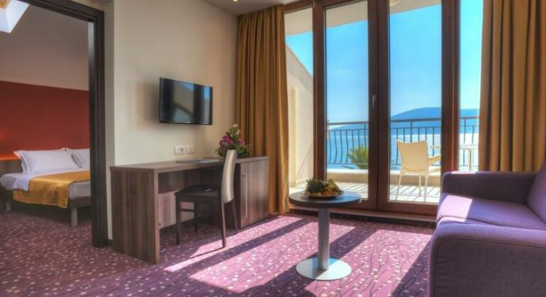 Hotel Pine - Photo5