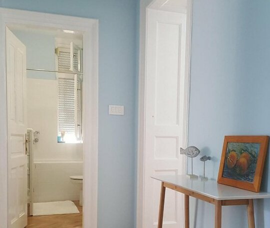 Room next to Porto Montenegro - Photo4