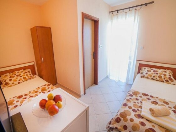 Rooms Nada Tivat - Photo5