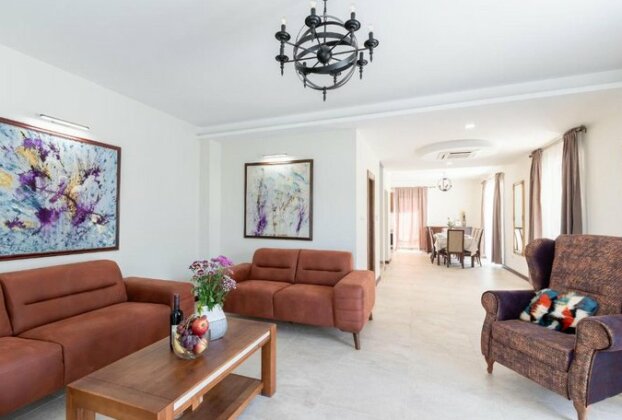 Stone Nest Villas - Photo3