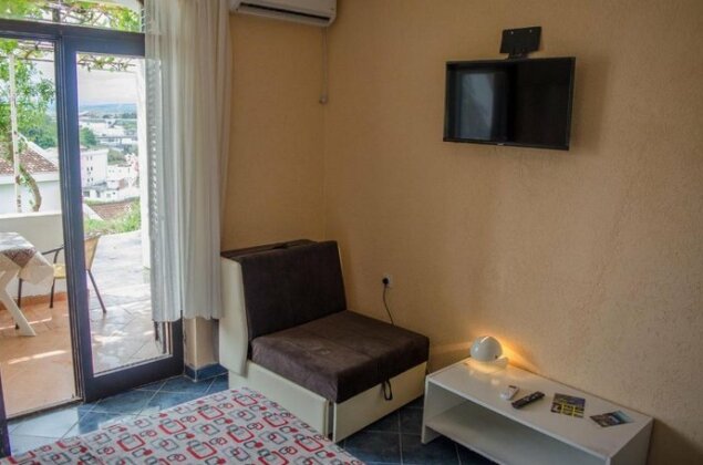 Apartments Basha 1 - Long Beach - Photo2