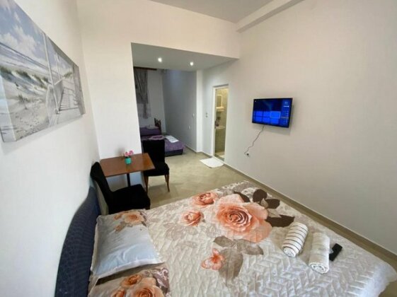 Apartments Plaza 3 - Photo2