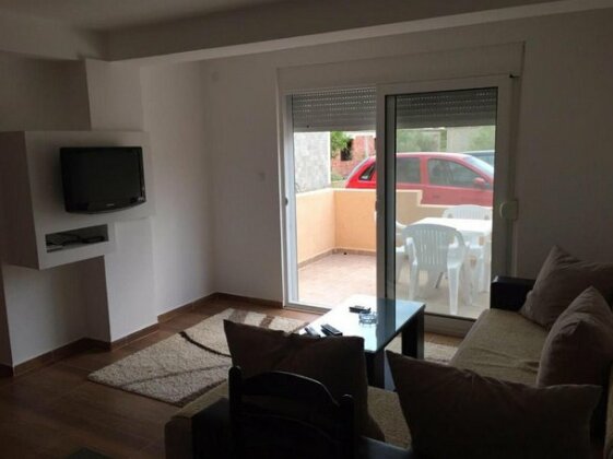 Ceka Apartments - Photo2