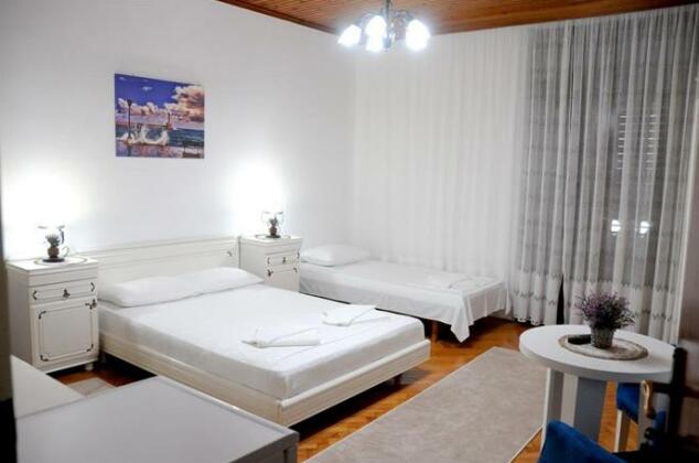 Guest House Smajlaga - Photo3