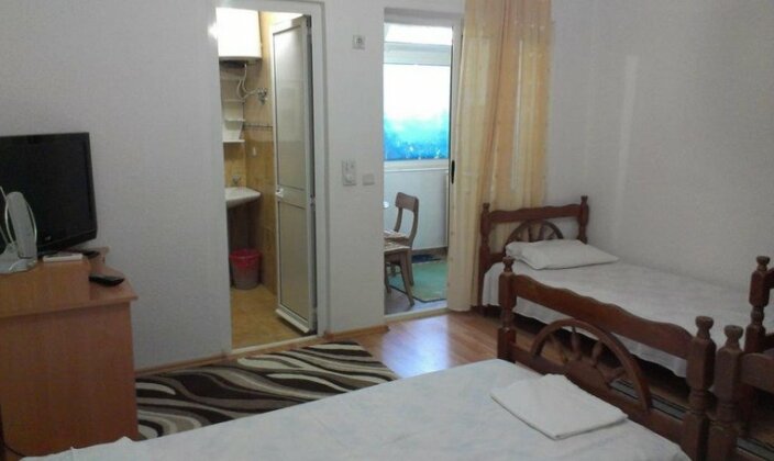 Guesthouse Sinani - Photo3