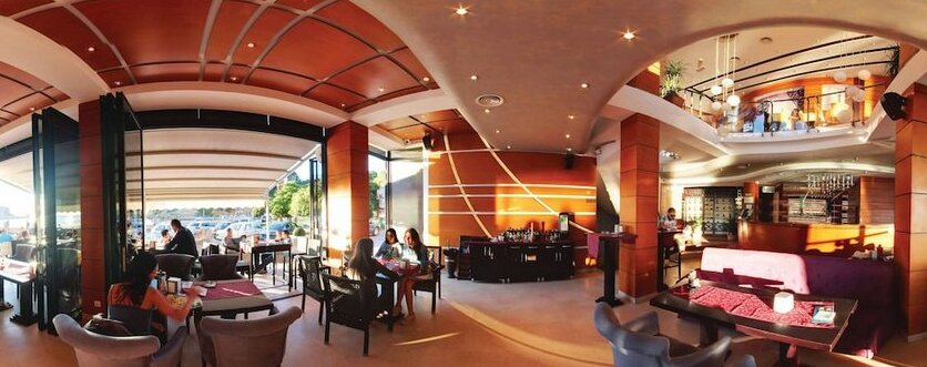 Hotel Cruiser - Photo3