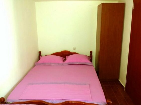 Hoxha rooms - Photo3
