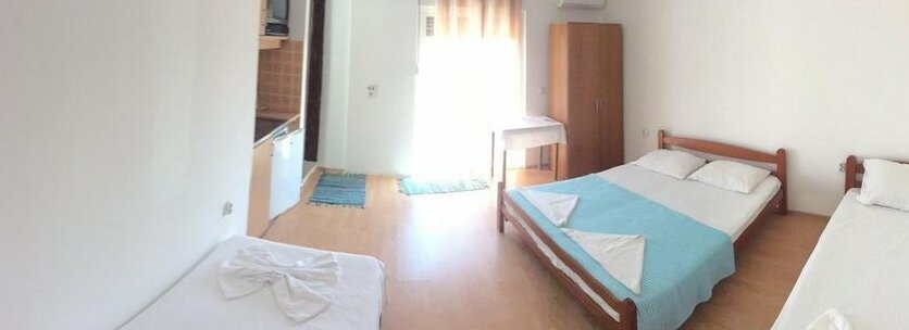 Llazorja Studios and Rooms - Photo3