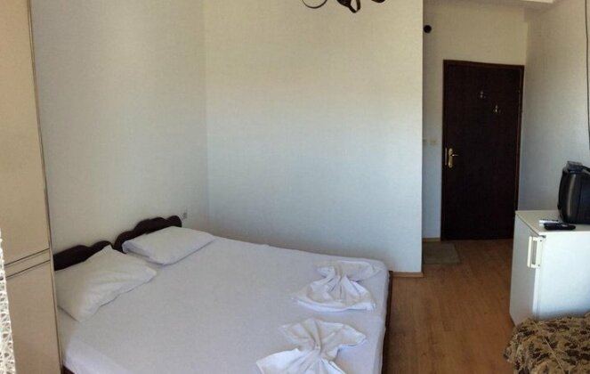 Llazorja Studios and Rooms - Photo5