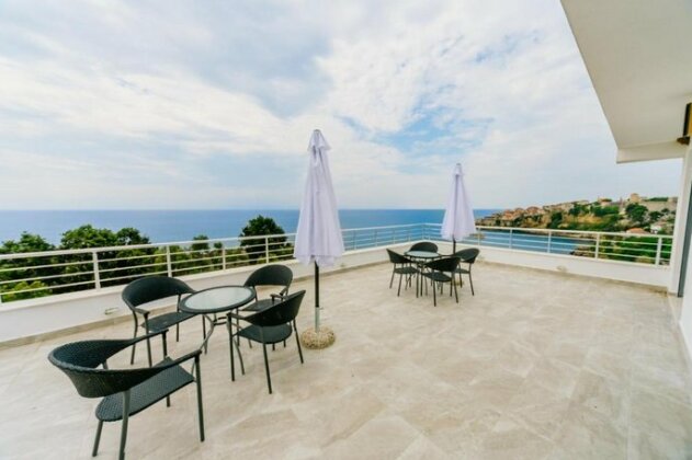 Teuta Apartments - Photo2