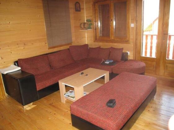 Hisa Zabljak - Photo2