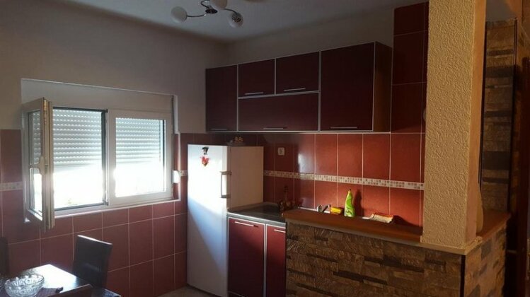 Rooms & Apartment Ljiljana - Photo3