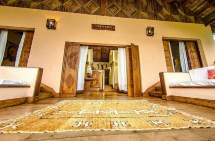 Le Zahir Lodge