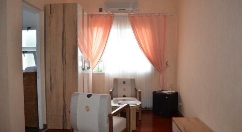 Red Island Inn - Photo2