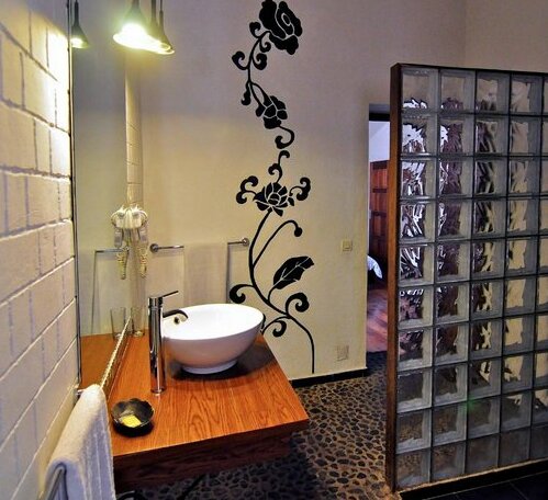 Rova Hotel - Photo4