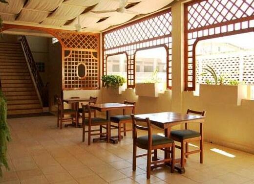 Hotel Le Colbert - Photo3