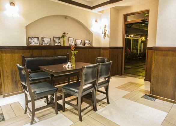 Hotel Treff - Photo3