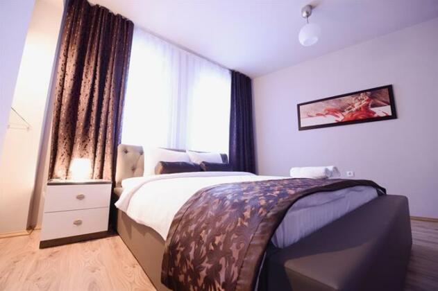 Millenium Travel Apartments - Photo5