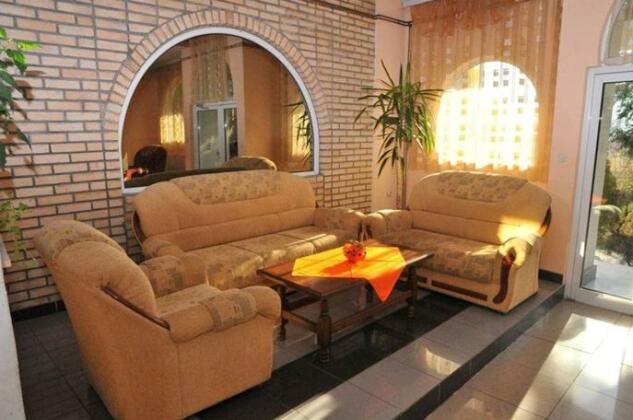 Centrobiznis 92 Hotel - Photo2