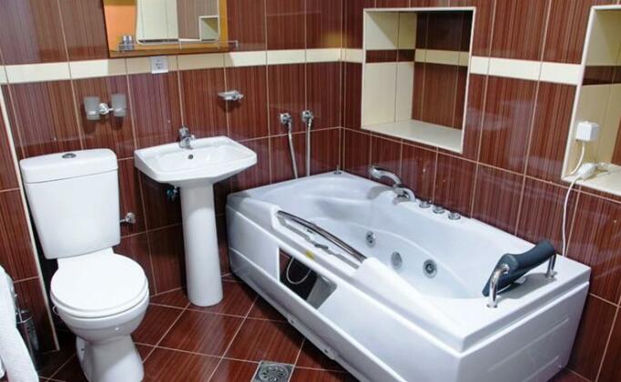 Hotel Leder - Photo5