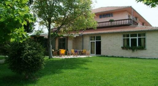 Sagal Hotel