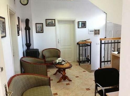 Pavia Guest House - Photo3