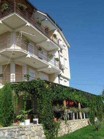Vila Tins - Photo3