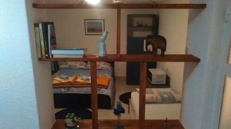 Blue Bay Guest House - Photo2