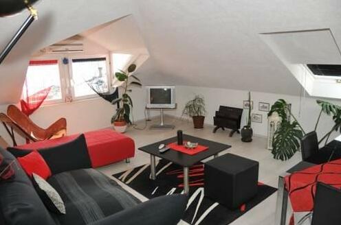Eke Irin Apartments - Photo4