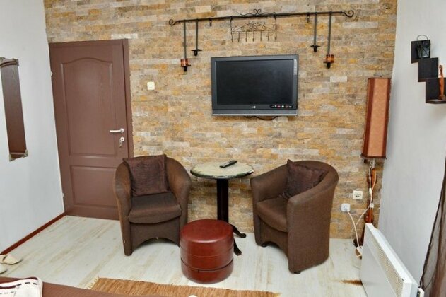 Eke Irin Apartments - Photo5