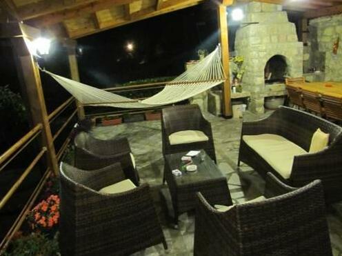 Golden Sunset Apartments - Photo5
