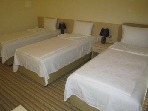 Hotel Pela - Photo3