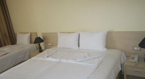 Hotel Pela - Photo4