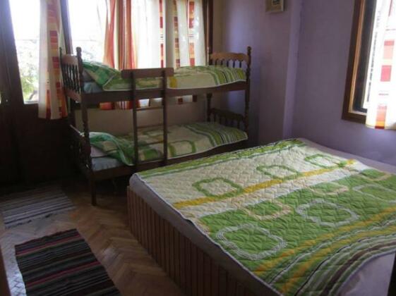 Ikar Hut Hostel - Photo2
