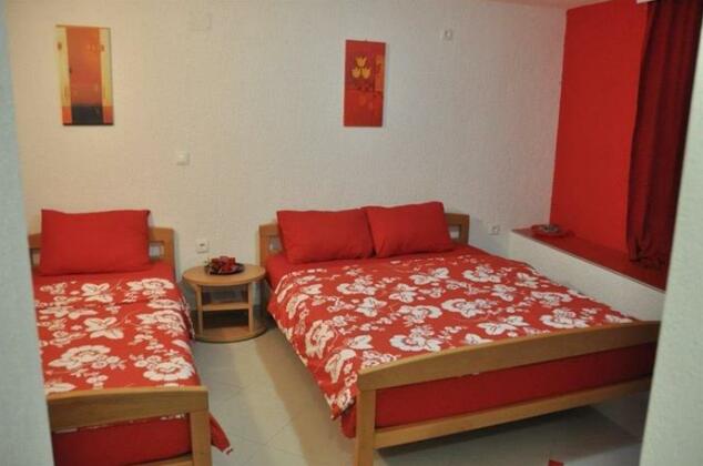 Nasteski Guest Rooms - Photo5